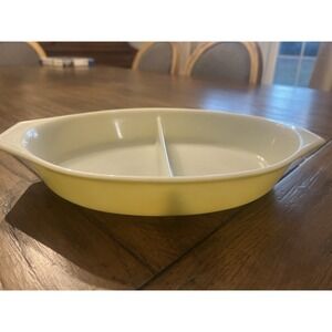 Vintage Pyrex 1 - 1/2 Qt. Divided Oval Dish, Yellow & White Ovenware made in USA